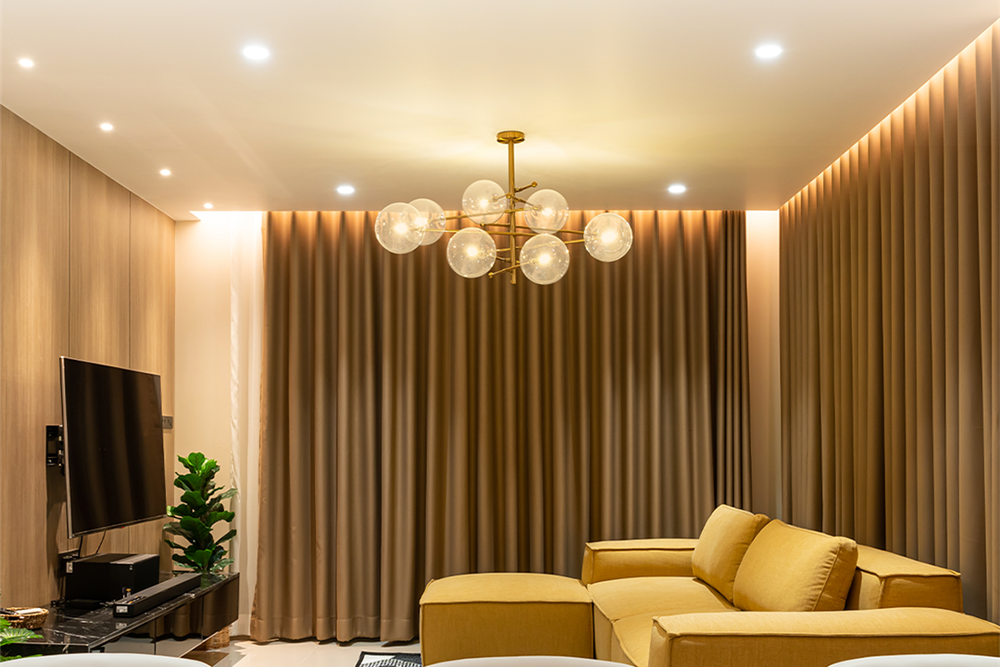 Jaquar - Pillar Images October 1